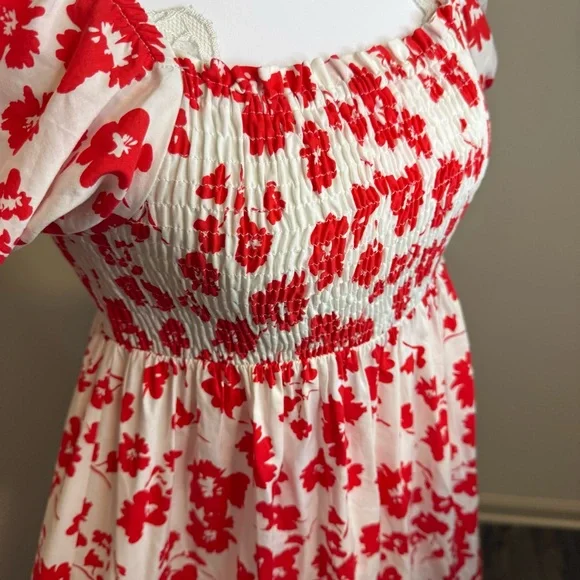 ZARA Floral Smocked Red Puff Sleeve MIDI - Picture 3 of 3